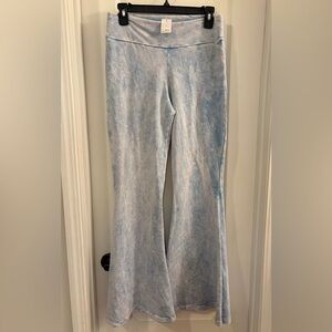 Light Blue Marble Flared Yoga Pants